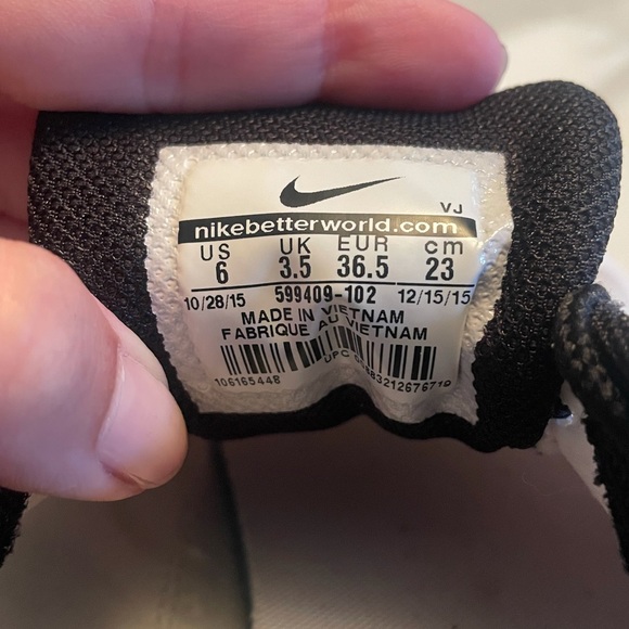 COPY - Nike Air Max Thea - Picture 5 of 8